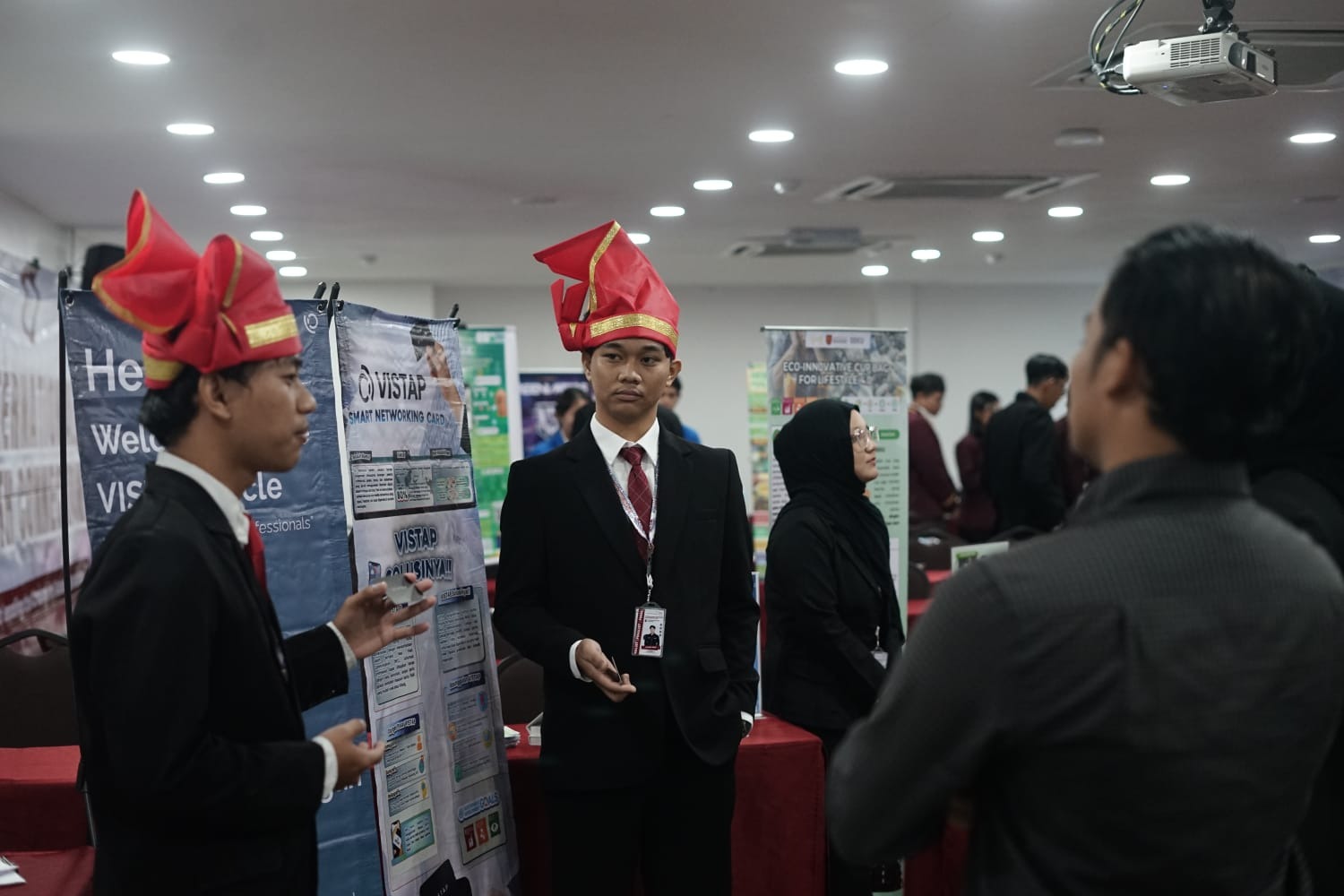 International business plan Competition - foto 27