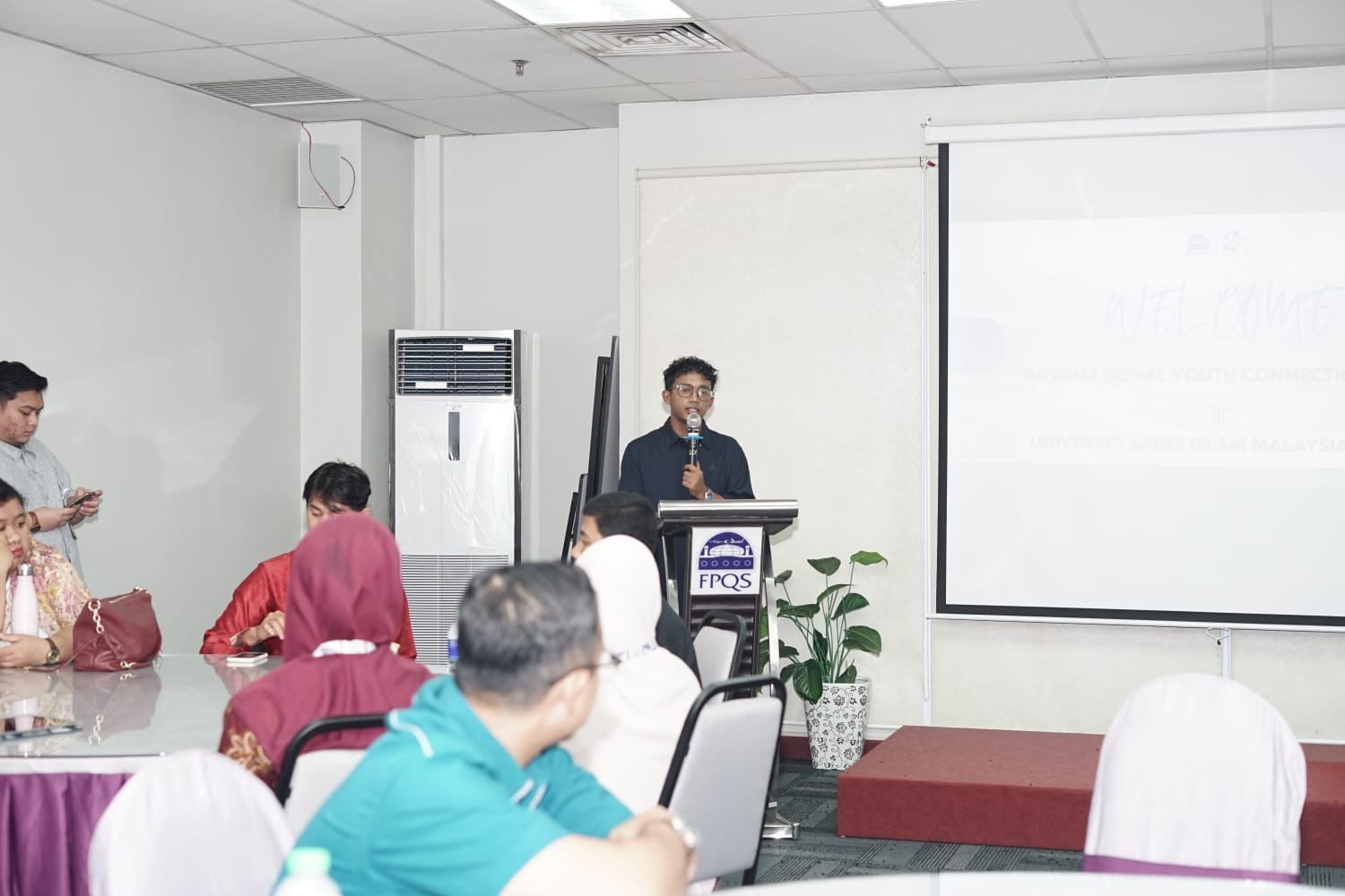 International business plan Competition - foto 18
