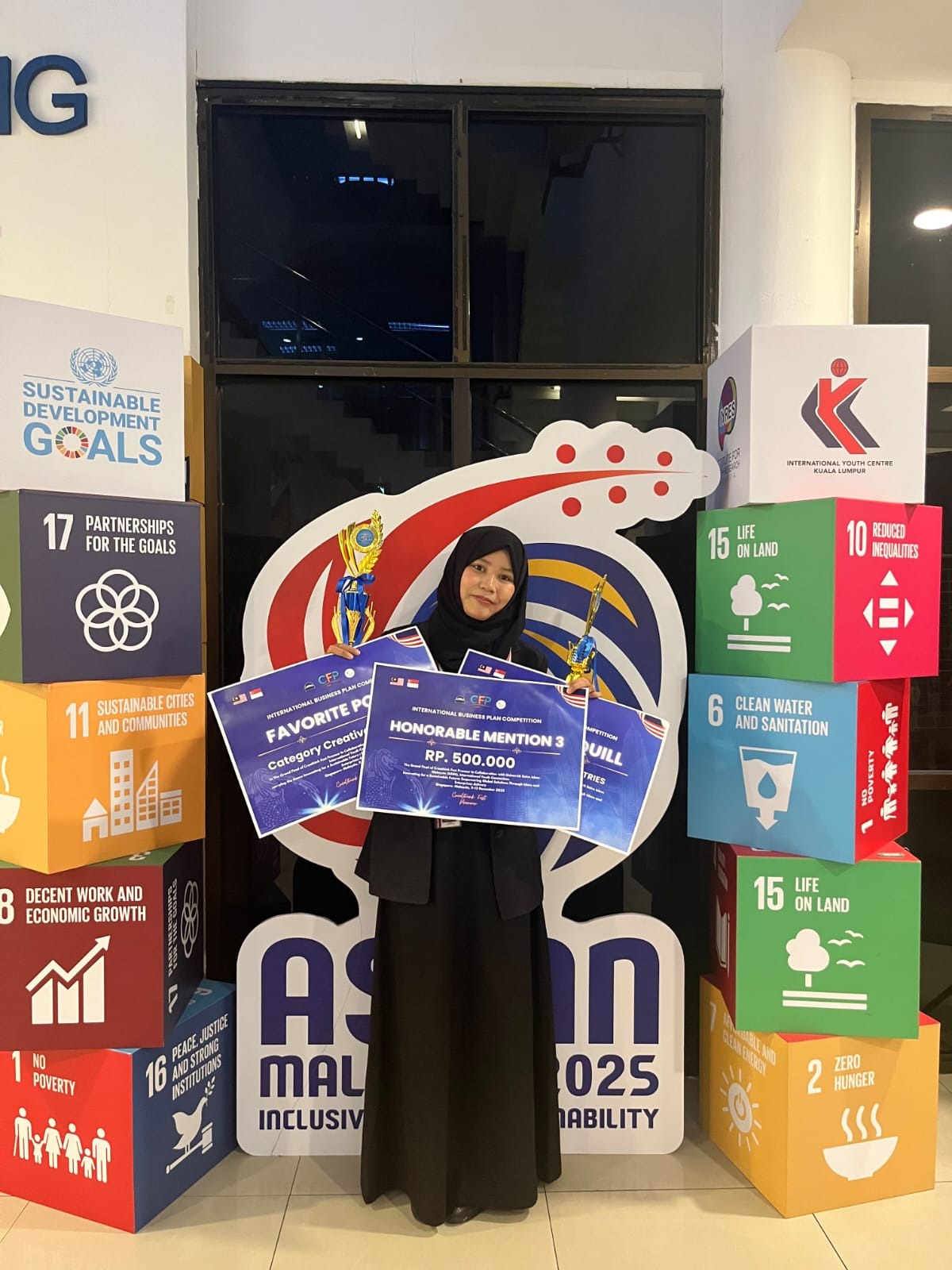 International business plan Competition - foto 6